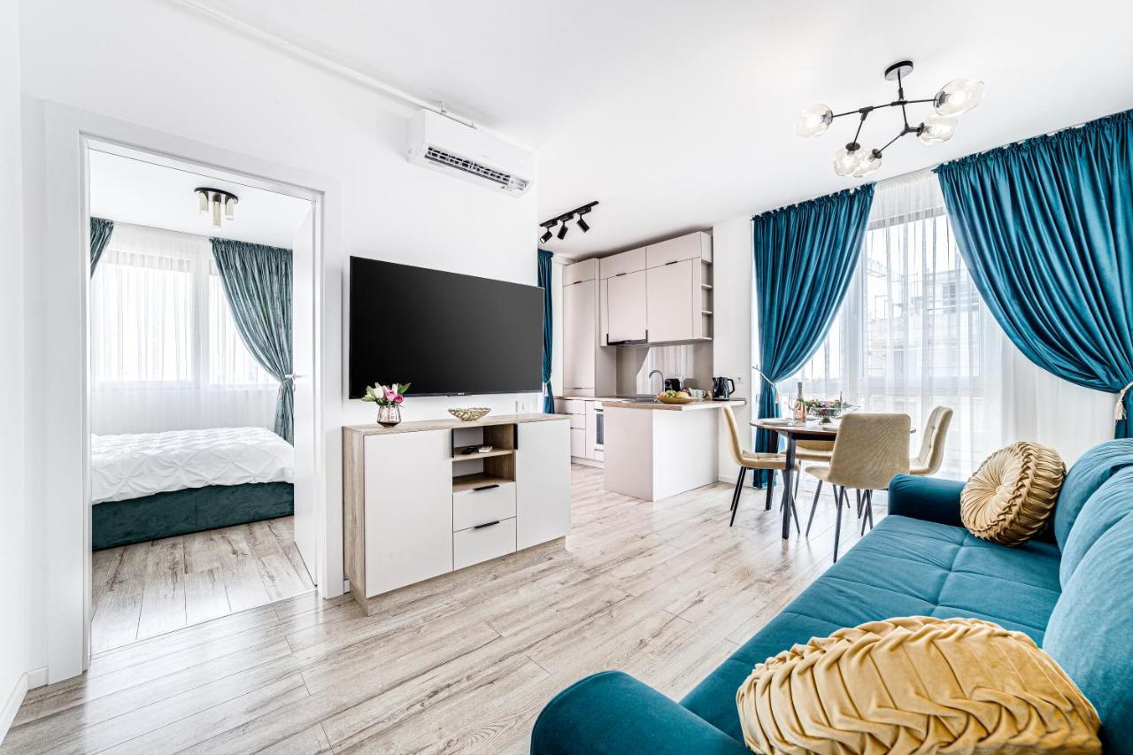 Ari Pink & Turquoise - Afi Mall High-End Apartments Arad Esterno foto